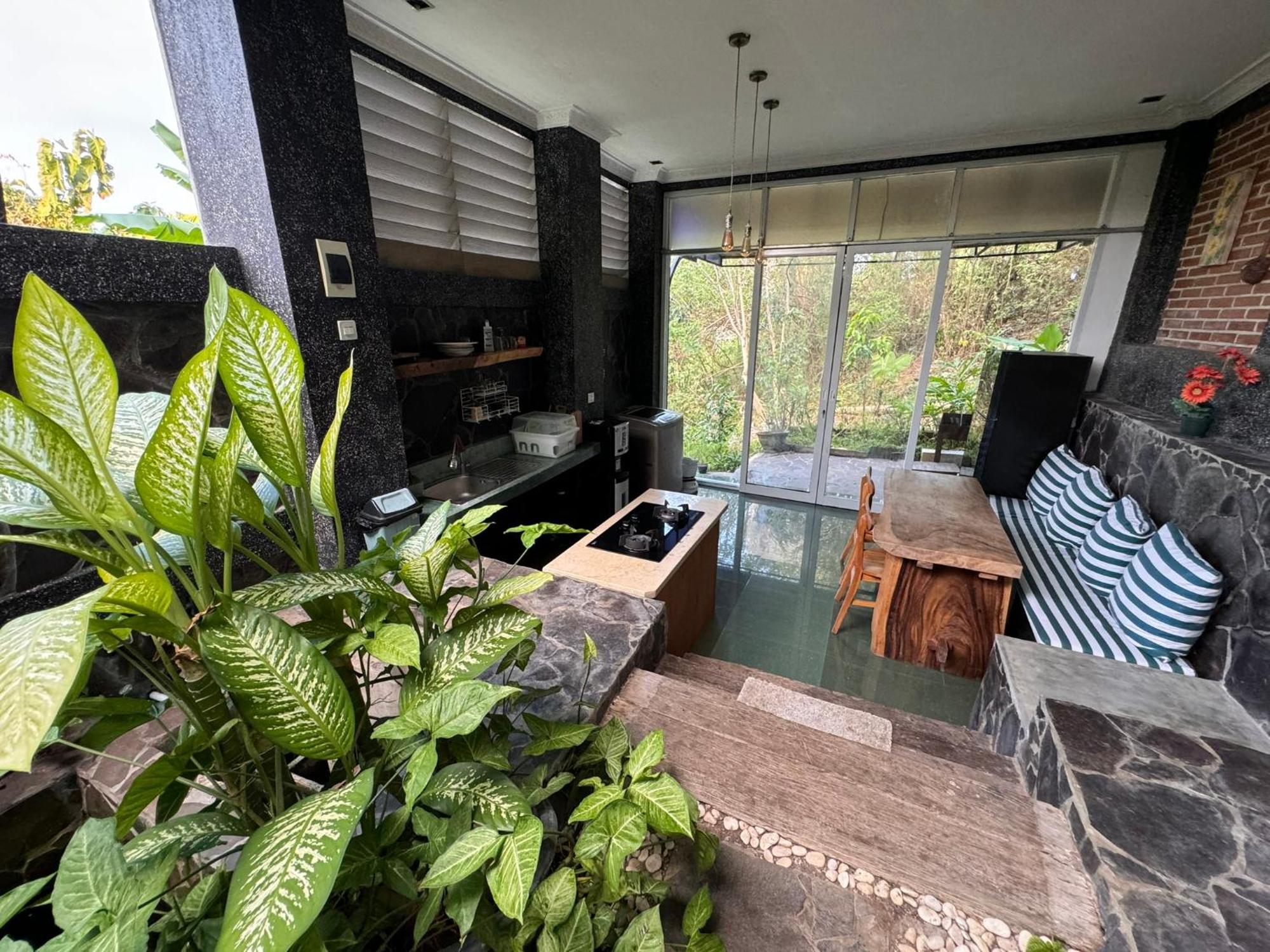 Giri Hill Homestay Nusa Dua  Extérieur photo
